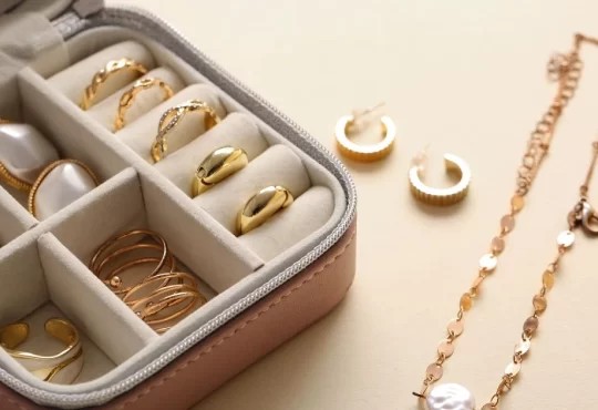 Jewelry Sizing Guide: Tips for Perfect Fit & Comfort