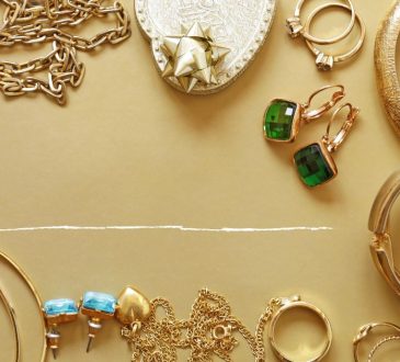 What Is Permanent Jewelry? Your Ultimate Guide